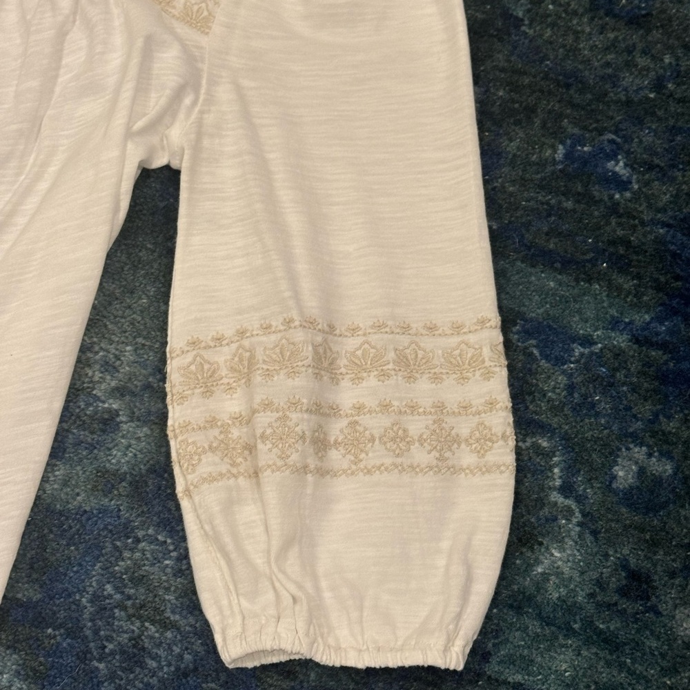 Croft & Barrow Cream Blouse - Picture 4 of 10